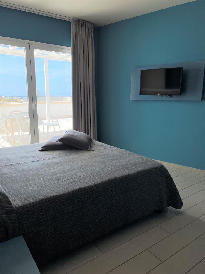 Tabu Hotel Porto Cesareo Kültér fotó