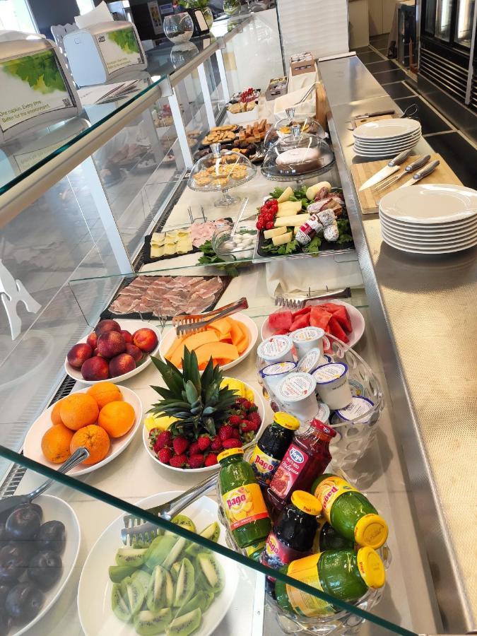 Tabu Hotel Porto Cesareo Kültér fotó