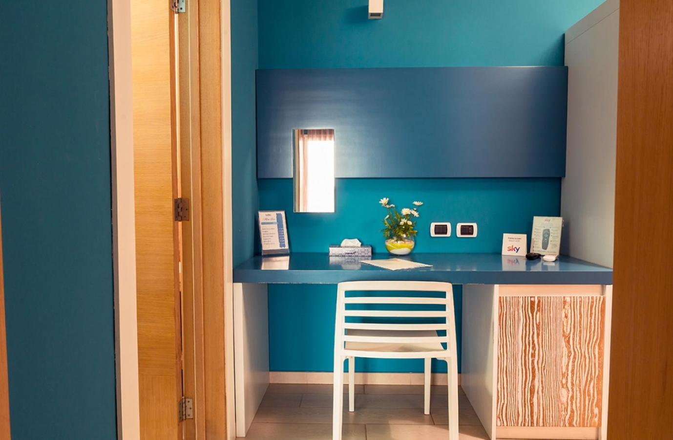 Tabu Hotel Porto Cesareo Kültér fotó